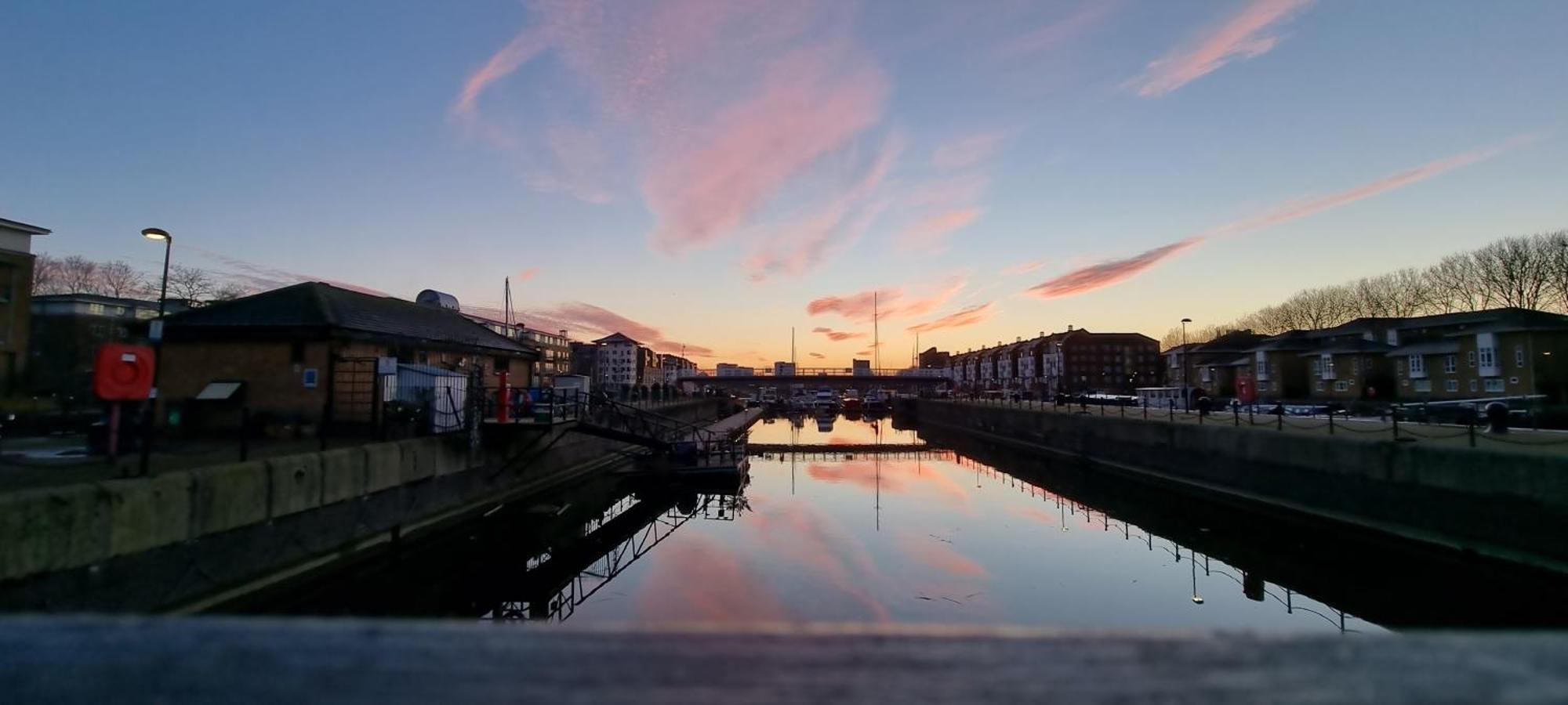 Riverside 3Br With Easy Transport 20Mins To City Centre London Exterior photo